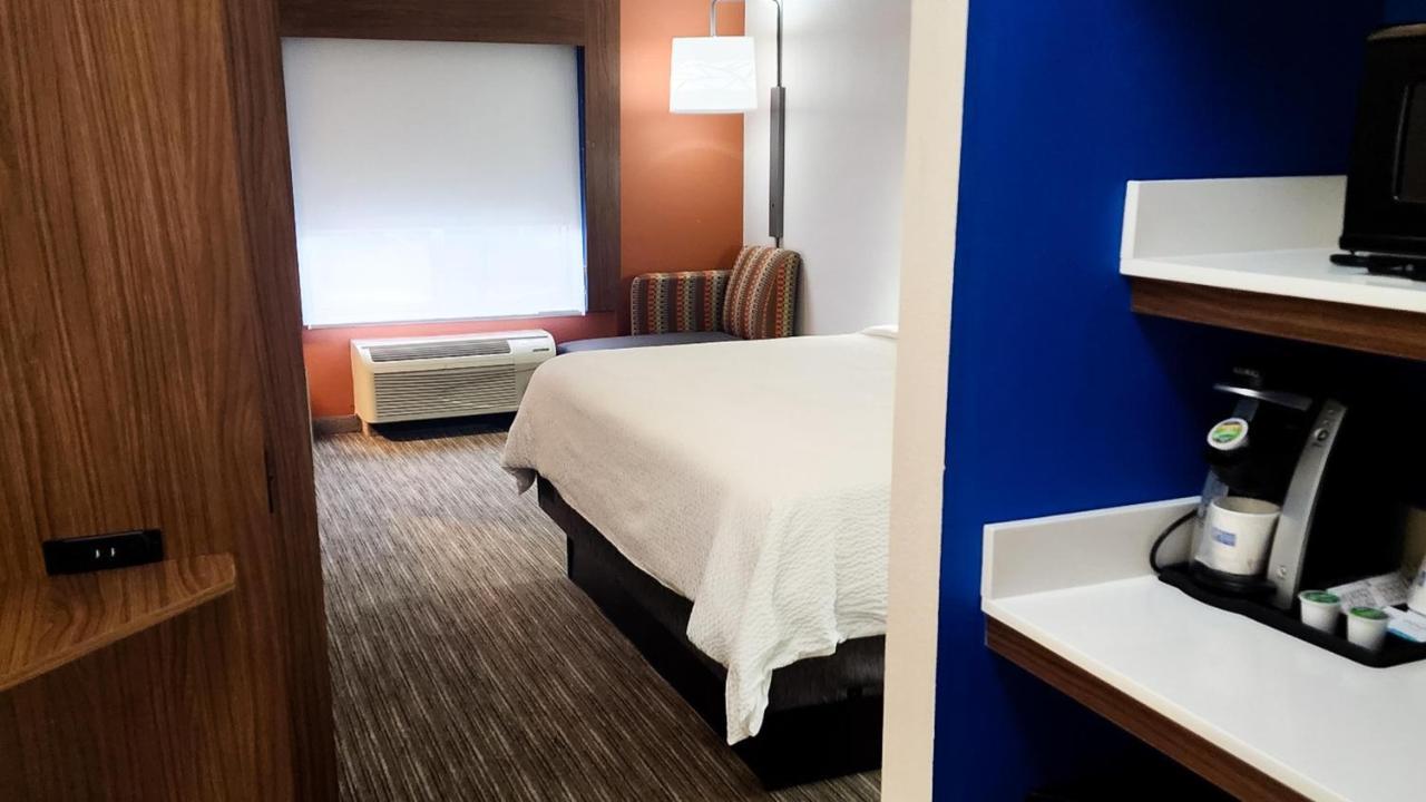 Holiday Inn Express Hotel & Suites Chicago South Lansing By Ihg Ngoại thất bức ảnh