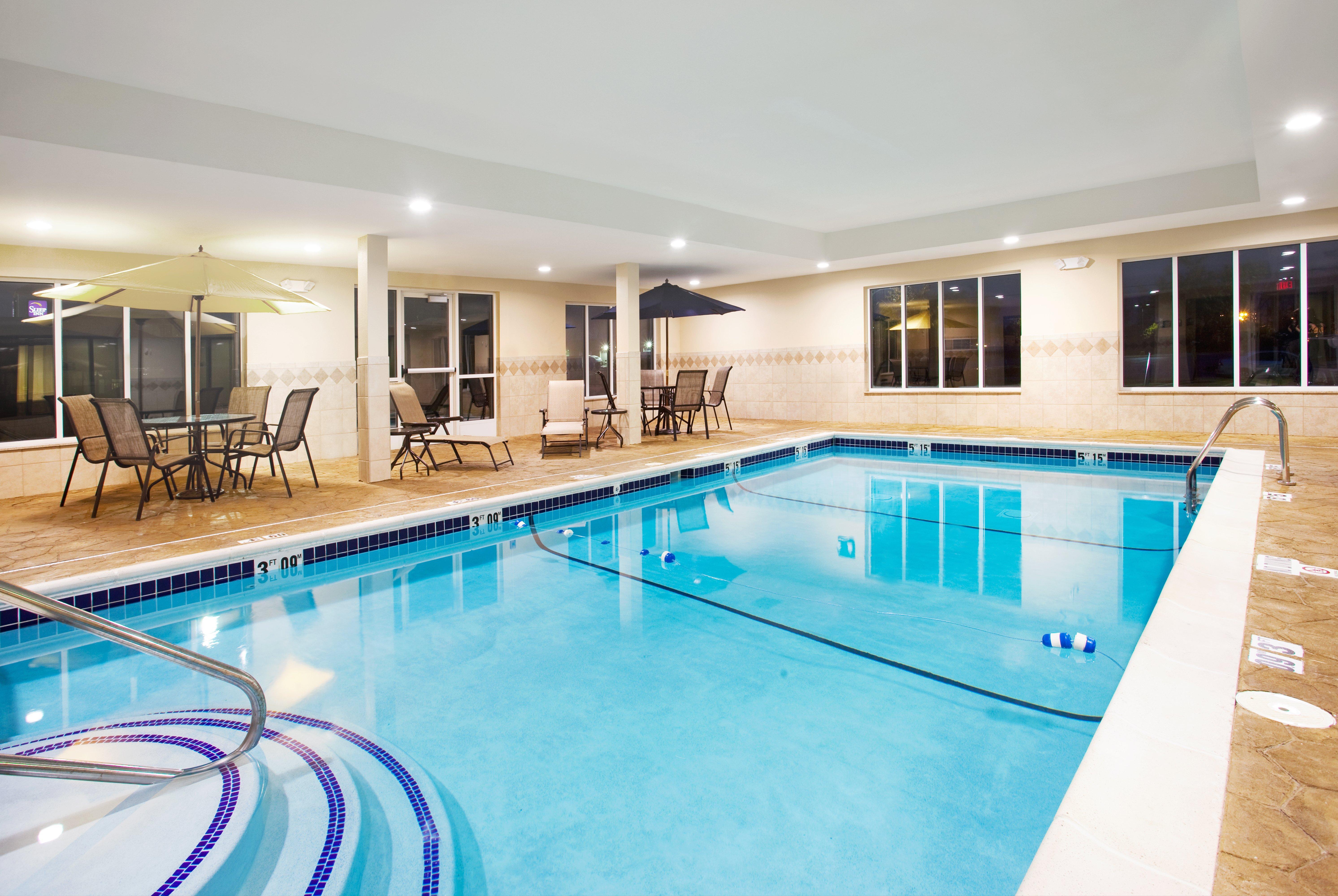 Holiday Inn Express Hotel & Suites Chicago South Lansing By Ihg Ngoại thất bức ảnh